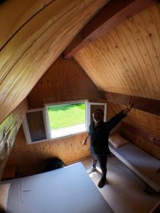 Fotografia z galérie ubytovania Chalets dans la parc d'un manoir du XIXème siècle v destinácii Anglès