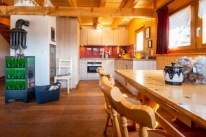 Gallery image of Chalet Kira mit Hotpot in Bellwald +15 photos