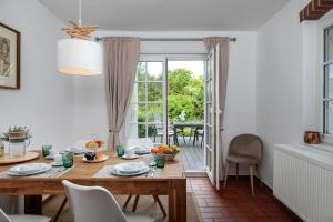 Fotografie z fotogalerie ubytování Atelierhaus auf der Insel Werder mit Garten, W-Lan und Netflix v destinaci Gallin