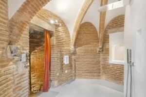 Kúpeľňa v ubytovaní La Tour du Capitole, cocoon insolite dans Toulouse