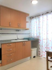 Kuchnia lub aneks kuchenny w obiekcie Magnífico Ático Dúplex con barbacoa