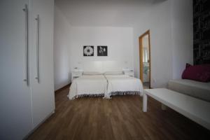 Foto dalla galleria di Hostal Boutique Los Geranios del Pinar a Torremolinos