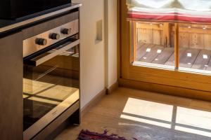 Dapur atau dapur kecil di Chalet Ines