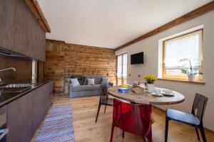 Dapur atau dapur kecil di Chalet Ines