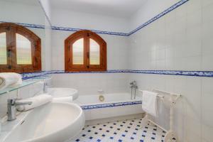 Koupelna v ubytování Villa Alicia