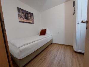 Postel nebo postele na pokoji v ubytování Apartment Samira