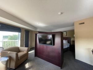 Gallery image of Franklin Suite Hotel in Fort McMurray