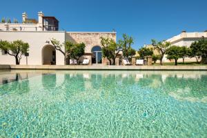 Bazén v ubytování Nohasi Palace Lifestyle Hotel & SPA nebo v jeho okolí