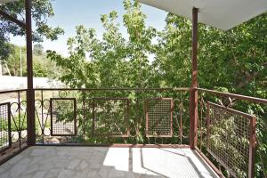 Μπαλκόνι ή βεράντα στο Forest Hills