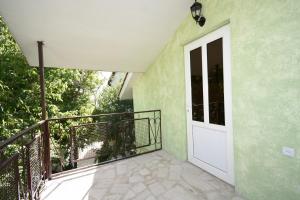 Μπαλκόνι ή βεράντα στο Forest Hills