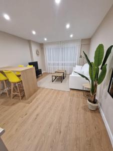 Photo de la galerie de l'établissement Apartamentos Turísticos MENCÍA, à Monforte de Lemos