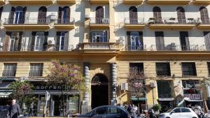 Здание апартаментов/квартиры