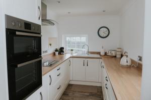 Dapur atau dapur kecil di Fisherman's Cottage
