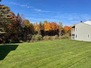 Gallery image of Burke Abode - Trailside Condo with King & Full Beds in East Burke