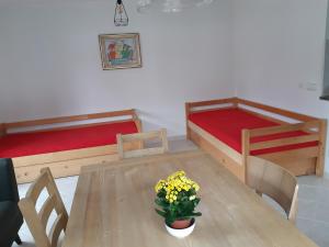 Postel nebo postele na pokoji v ubytování U Koupaliště