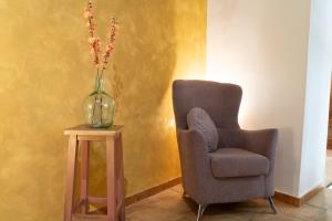 A seating area at Apartamento Santa Leocadia