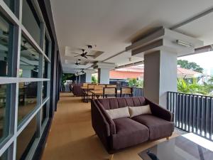 Posezení v ubytování Raia Inn Penang