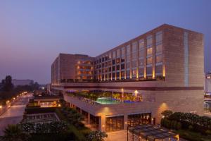 Bazén v ubytování Hyatt Regency Chandigarh nebo v jeho okolí