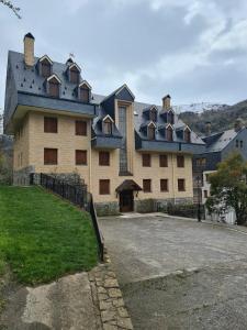 Nespecifikovaný výhled na hory nebo výhled na hory při pohledu z apartmánu + 15 fotografií
