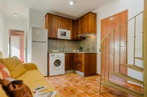 Virtuvė arba virtuvėlė apgyvendinimo įstaigoje Apartamento Junquera