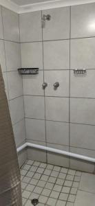 Gallery image of NATS Overnight Accommodation Double and Single bed in De Aar +10 photos