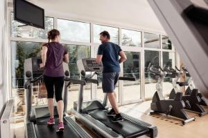 Fitness centrum a/nebo fitness zařízení v ubytování Dorint Sporthotel Garmisch-Partenkirchen
