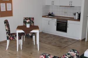 Küche/Küchenzeile in der Unterkunft City-Appartement 12.2.