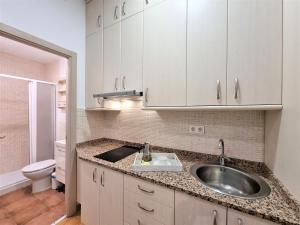 Koupelna v ubytování APARTAMENTOS SAN ANDRES + 37 fotografií