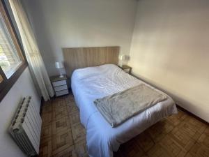 Postel nebo postele na pokoji v ubytování Cerca de las playas con garaje