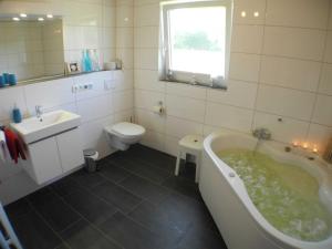 Koupelna v ubytování Strandkorb - Nordhorn - a69868