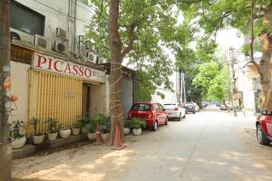 Foto da galeria de The Picasso Residency Hotel New Delhi - Couple Friendly Local IDs Accepted em Nova Deli