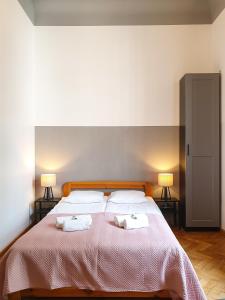 Posteľ alebo postele v izbe v ubytovaní Classic apartments Pilsudskiego street