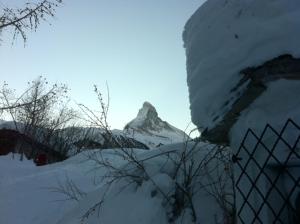 Modernes Studio Zermatt v zimě
