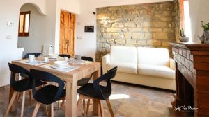 A seating area at Al Vico Primo - Boutique Apartment