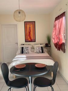 Fotografie z fotogalerie ubytování Chambre Is v destinaci Is-sur-Tille + 14 fotografií