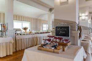 Menjar a l'hotel o a prop