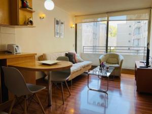 Gallery image of Barrio Lastarria, Excelentes Apartamentos - Sofia Camilla Propiedades in Santiago