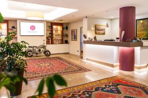 Fotografie z fotogalerie ubytování Hotel Bonotto v destinaci Desenzano del Garda