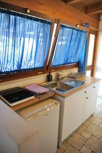 A kitchen or kitchenette at Vacanze al San Domenico