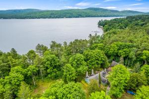 Zdjęcie z galerii obiektu Five Chimneys Lake House w mieście Schroon Lake