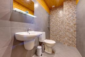 A bathroom at Вила Морава