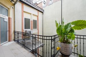 Balkón alebo terasa v ubytovaní Amora Homes Basilica Monnalisa luxury 3 bedrooms apartment with amazing view NEED RESERVATION X FREE PARKING