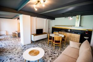 Posezení v ubytování Guest House 7
