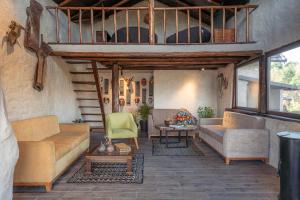 Istumisnurk majutusasutuses Chilcabamba Lodge