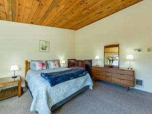 Ένα ή περισσότερα κρεβάτια σε δωμάτιο στο Beeswax Park MCA 107