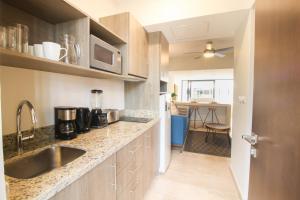 Gallery image of Stylish Mexican Condo 509 at Syrena Playa del Carmen in Playa del Carmen