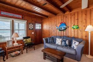 Imagen de la galería de Lowe Tide by Oak Island Accommodations, en Oak Island