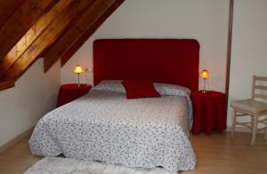 Posteľ alebo postele v izbe v ubytovaní Apartamentos Valle de Aran