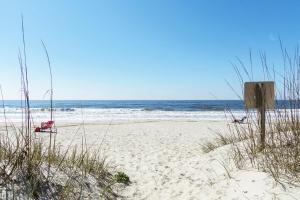 Afbeelding uit fotogalerij van 1 4 Us by Oak Island Accommodations in Oak Island