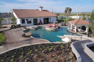 Gallery image of 4BR LUXURY ENTERTAINMENT OASIS in Tracy
